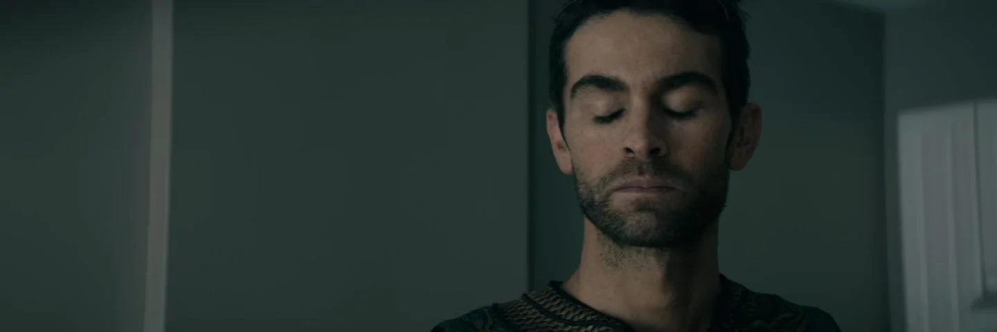 Кадр из 8 серии 1 сезона