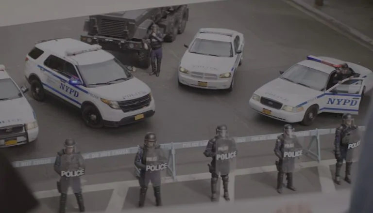 Момент из 4 серии 3 сезона