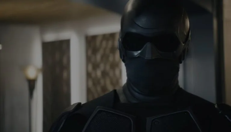 Момент из 8 серии 3 сезона